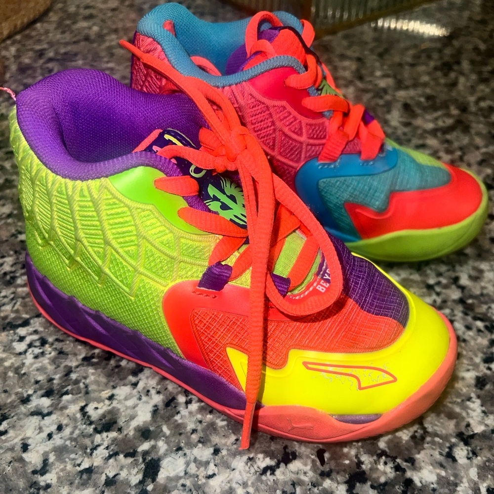 Kids Lebron sneakers